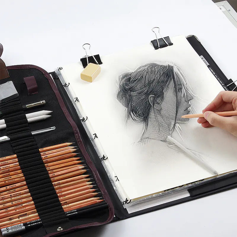 Artist's Essential Sketch Set